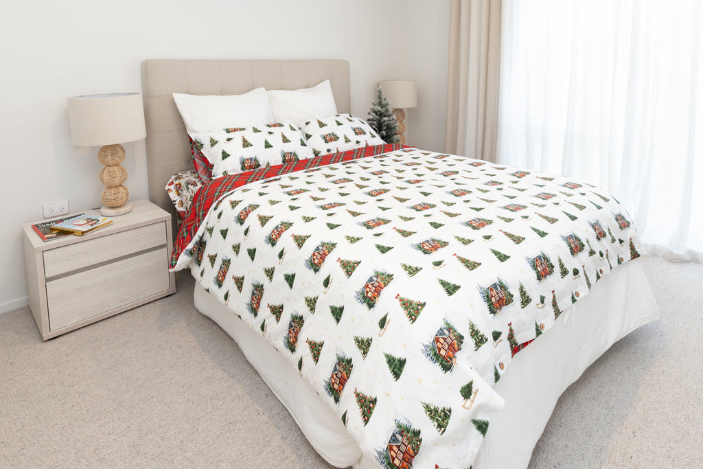 Snowy Christmas Cabin Duvet Set